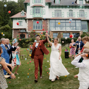 Mariage coloré à la Grande Maison à Cassel