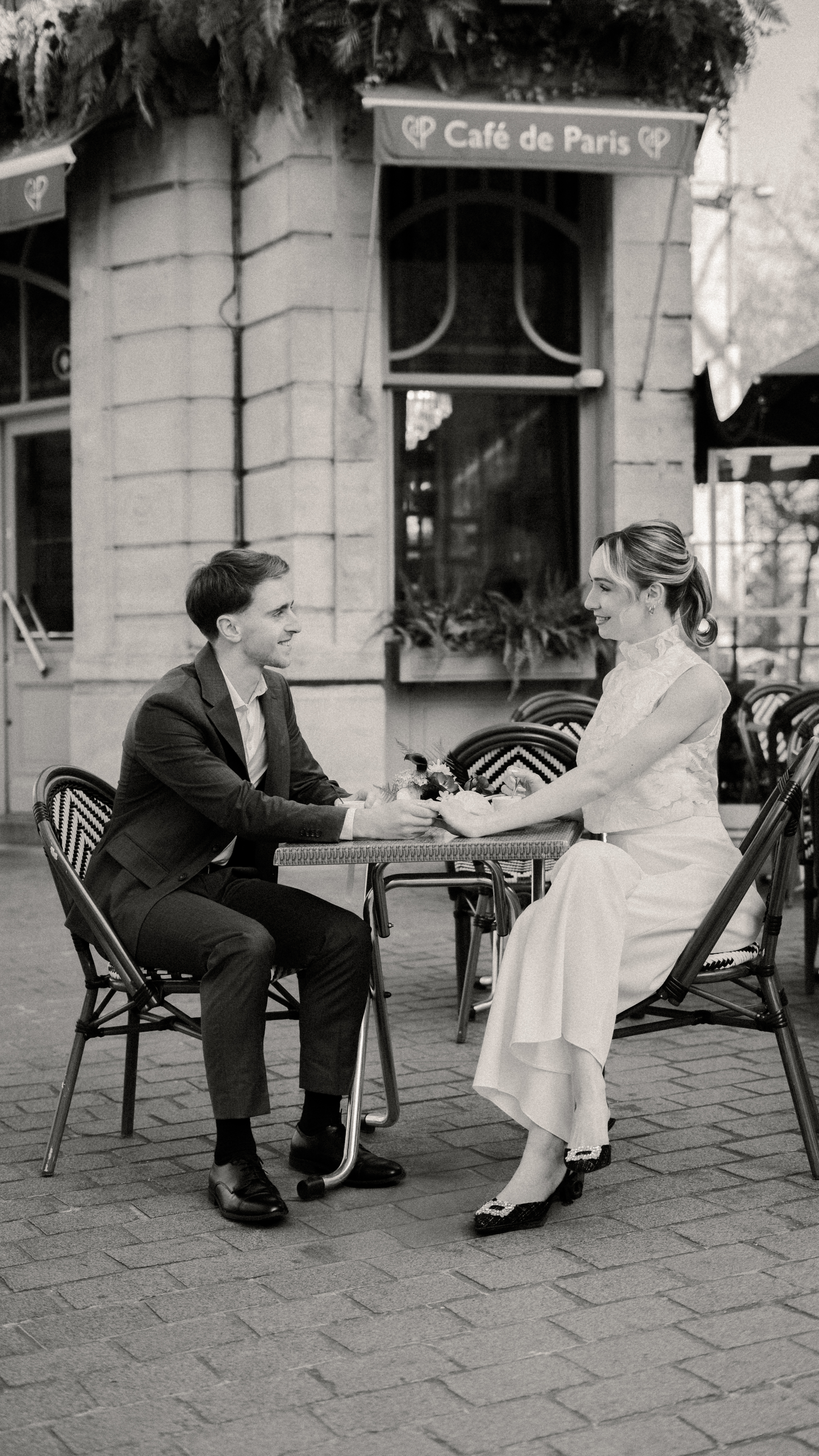 photographe-mariage-civil-couple-photo-shooting-urbain-moderne-poetique-lille